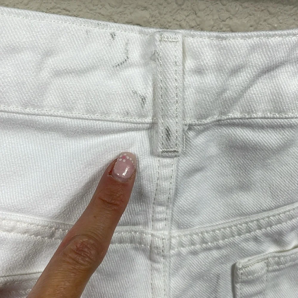 Raey Cotton Denim Jean Shorts White Button Fly Rigid No Stretch Sz 26